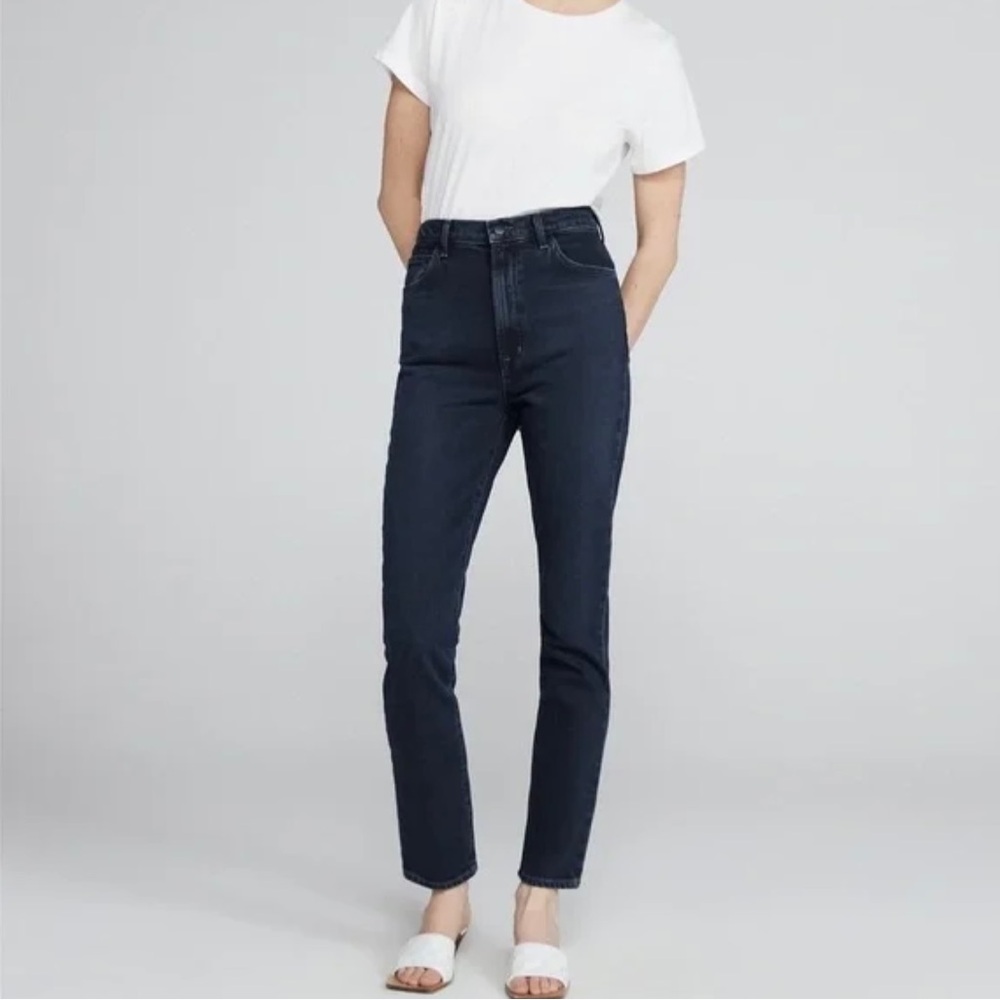 NWT - J Brand High Rise Slim Straight Denim Jeans - Size 29 / Size 8